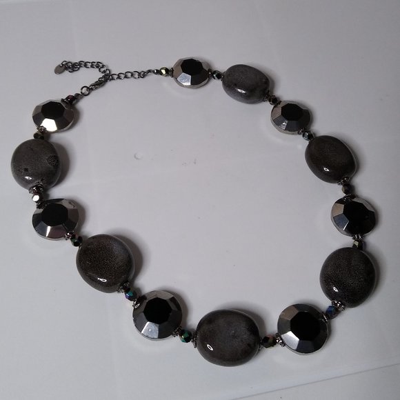 Decorative Large Bead Necklace Adjustable 18.5 To 21 Inches - Picture 1 of 16